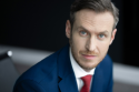 /uploads/posts/3c55197e644f373672e6faa5153b41db79767de8/thumbnails/Kamil Szymański__2020_Savills_low res.png